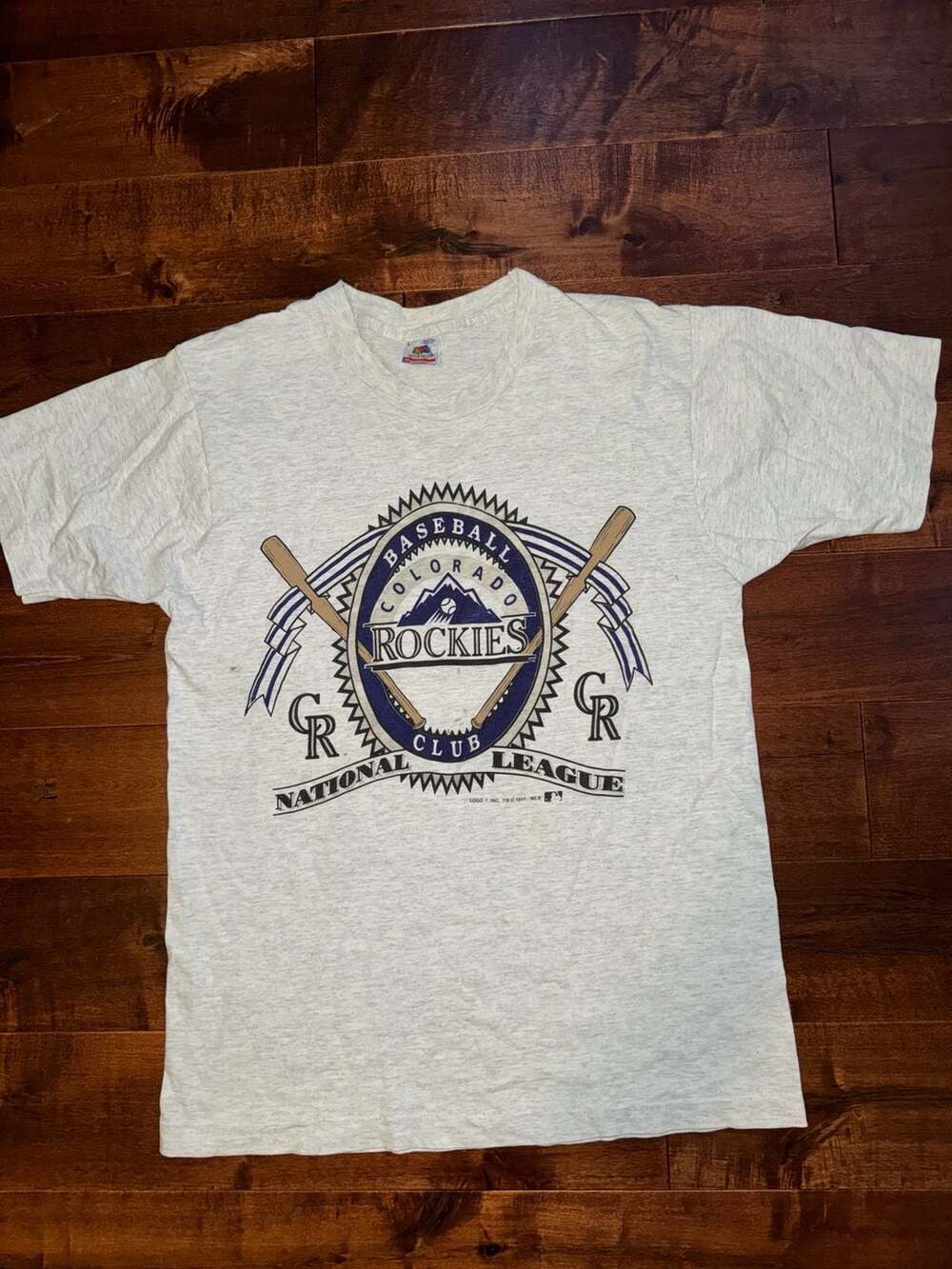 Vintage 1990s Colorado Rockies T-Shirt Grey Made in USA